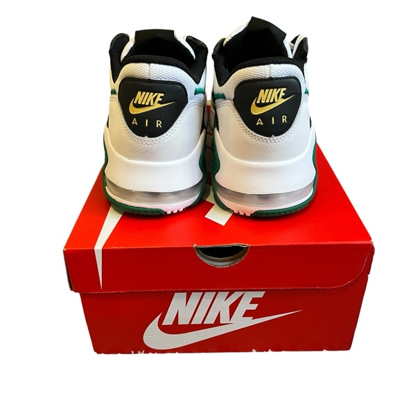 New In Box Men's Nike Air Max Excee Sneakers White/Malachite-Black-White sz 11.5 - Picture 4 of 12